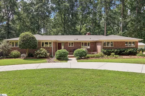 2 Rosebrier Ln, Taylors, SC 29687