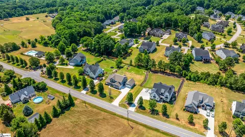 136 Saint Paul Rd, Easley, SC 29642 photo 3