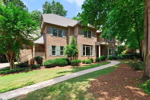 22 Oaklynn Ct, Simpsonville, SC 29680