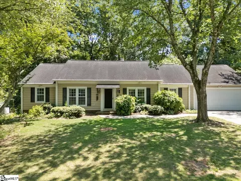 21 Olde Orchard Ln, Greenville, SC 29615