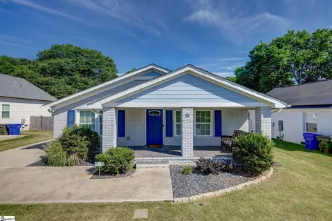 51 Endel St, Greenville, SC 29611