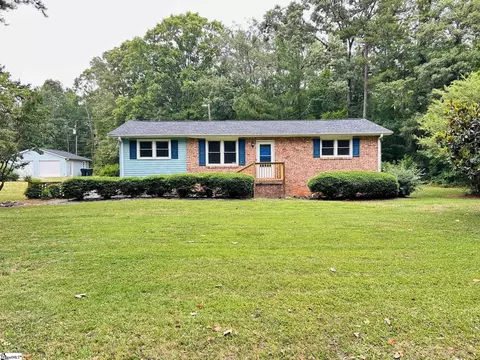 2020 Holiday Dam Rd, Belton, SC 29627