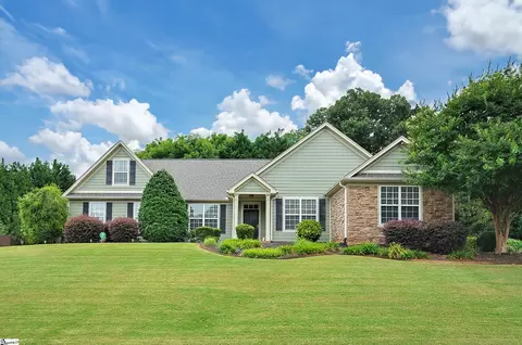 109 Hubbard Ln, Greer, SC 29651