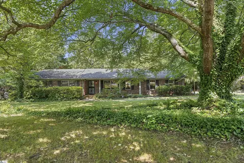 5 Mimosa Dr, Greenville, SC 29615