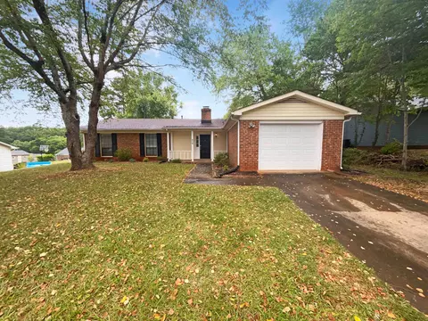 215 Orchard Ln, Spartanburg, SC 29303