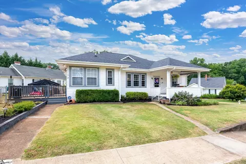 24 Crest St, Lyman, SC 29365