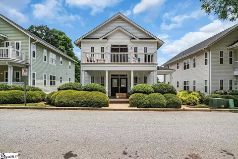 11 Oakhurst Ave UNIT 11-B, Greenville, SC 29609