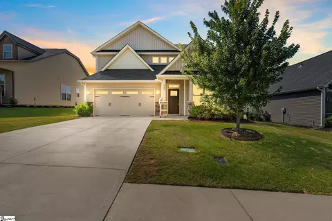 502 Presley Ct, Greer, SC 29651