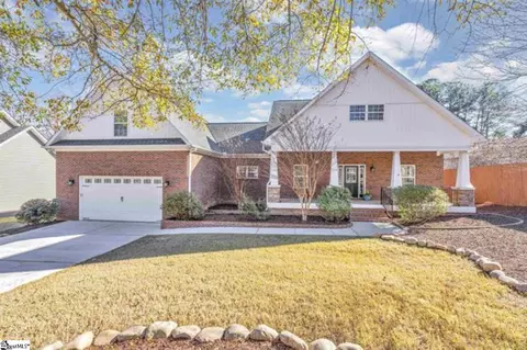 515 Rockmont Rd, Greenville, SC 29615