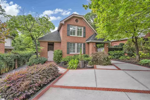 6 Byrd Blvd, Greenville, SC 29605