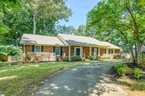 146 Lake Forest Cir, Easley, SC 29642