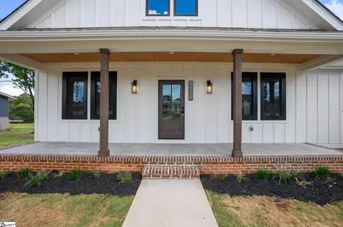 1126 Olive St, Easley, SC 29640 photo 9