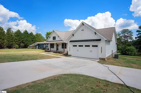 1126 Olive St, Easley, SC 29640 photo 6