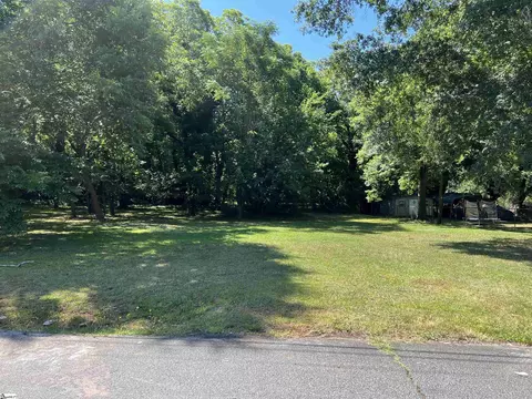 505 Meta St, Anderson, SC 29625