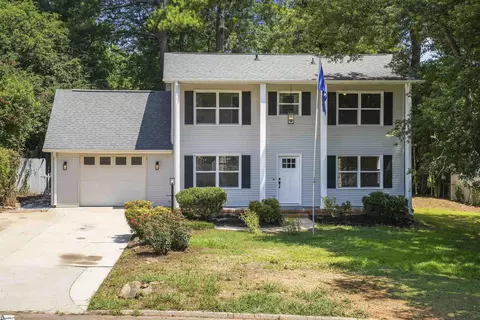 111 Aspenwood Dr, Simpsonville, SC 29680