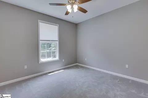 Bedroom - 2015 Pinehaven Street Ext, Laurens, SC 29360 photo 1 of 4