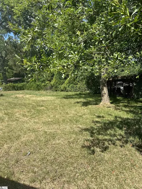 302 Heyward Ave, Honea Path, SC 29654 photo 9