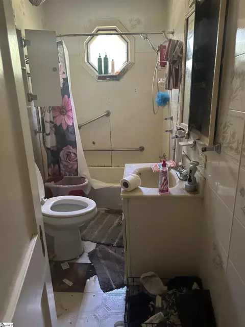 302 Heyward Ave, Honea Path, SC 29654 photo 8