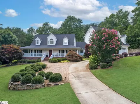 1 Laurel Ct, Travelers Rest, SC 29690