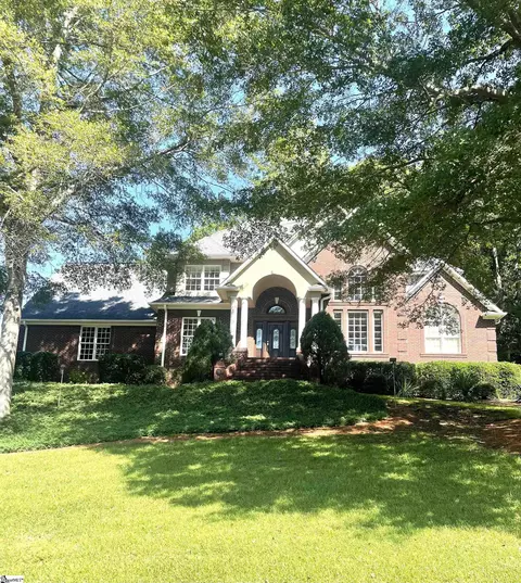 Exterior - 320 Tarrigart Dr, Moore, SC 29369 photo 3 of 7