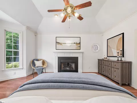Bedroom - 320 Tarrigart Dr, Moore, SC 29369 photo 1 of 4