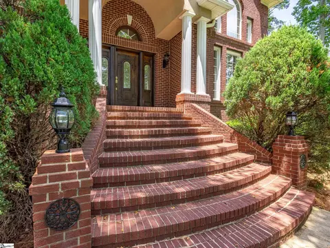 320 Tarrigart Dr, Moore, SC 29369