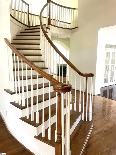 Entry Way - 320 Tarrigart Dr, Moore, SC 29369 photo 2 of 3