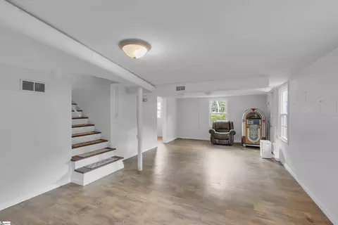 212 Laurel Rd, Greer, SC 29651 photo 22