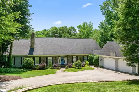 521 Spaulding Lake Dr, Greenville, SC 29615
