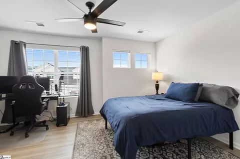 Bedroom - 201 Jackpine Dr, Greer, SC 29651 photo 5 of 7