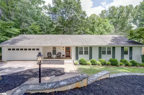413 Foxcroft Rd, Greenville, SC 29615