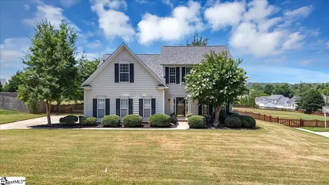 230 Sassafras Dr, Easley, SC 29642 photo 2