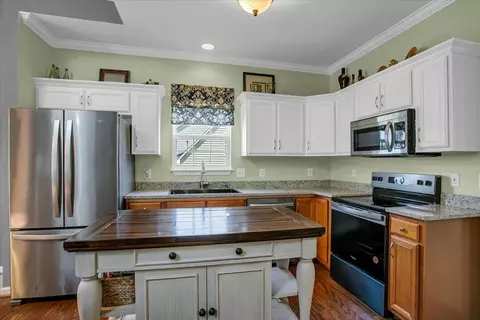 230 Sassafras Dr, Easley, SC 29642 photo 7