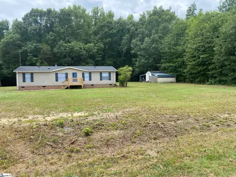 170 Robert Harris Ct, Gray Court, SC 29645
