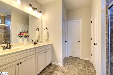 142 Caledonia Dr, Easley, SC 29642 photo 26