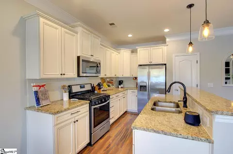 142 Caledonia Dr, Easley, SC 29642 photo 14