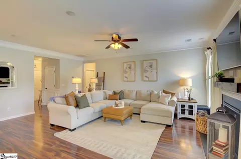 142 Caledonia Dr, Easley, SC 29642 photo 8
