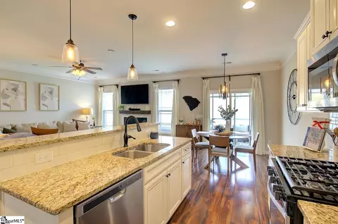 142 Caledonia Dr, Easley, SC 29642 photo 13