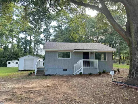 13 Calhoun St, Williamston, SC 29697