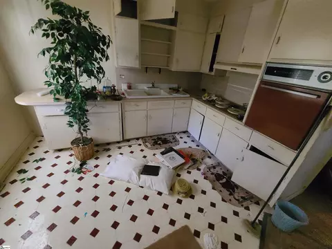Kitchen - 205 Jones Ave, Easley, SC 29640 photo 2 of 2