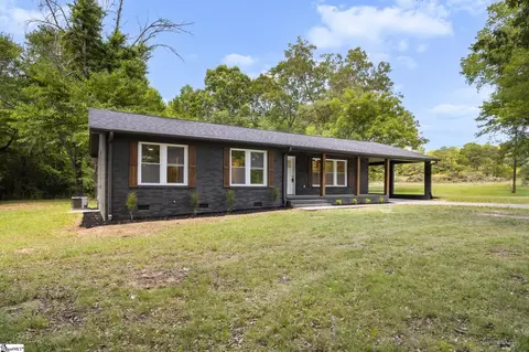 Exterior - 529 E Airport Rd, Greer, SC 29651 photo 3 of 7