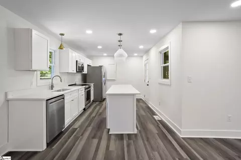 Entry Way - 529 E Airport Rd, Greer, SC 29651 photo 1 of 2