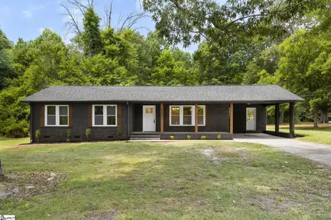 529 E Airport Rd, Greer, SC 29651