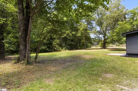 Exterior - 529 E Airport Rd, Greer, SC 29651 photo 7 of 7