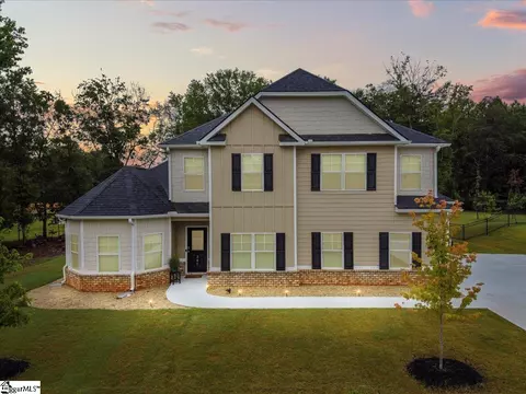 205 Sun Valley Ct, Pelzer, SC 29669
