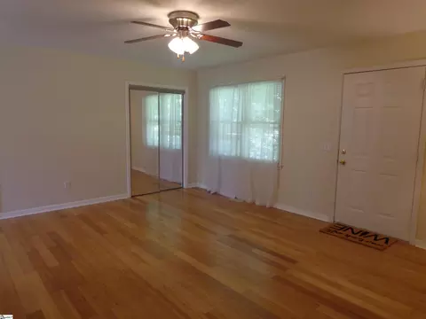 174 Jameson Rd, Easley, SC 29640 photo 3