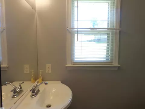 174 Jameson Rd, Easley, SC 29640 photo 8