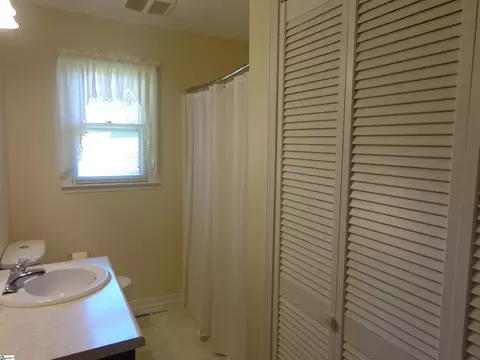174 Jameson Rd, Easley, SC 29640 photo 13