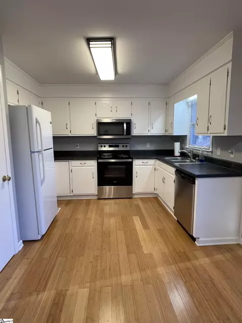 174 Jameson Rd, Easley, SC 29640 photo 4