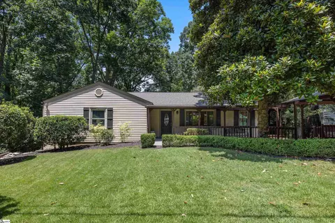 48 Kirkwood Ln, Greenville, SC 29607